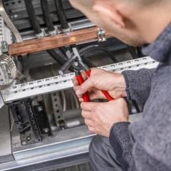 Kabelschere StepCut XL L.225mm Kopf brün.Ku.-Überzug KNIPEX